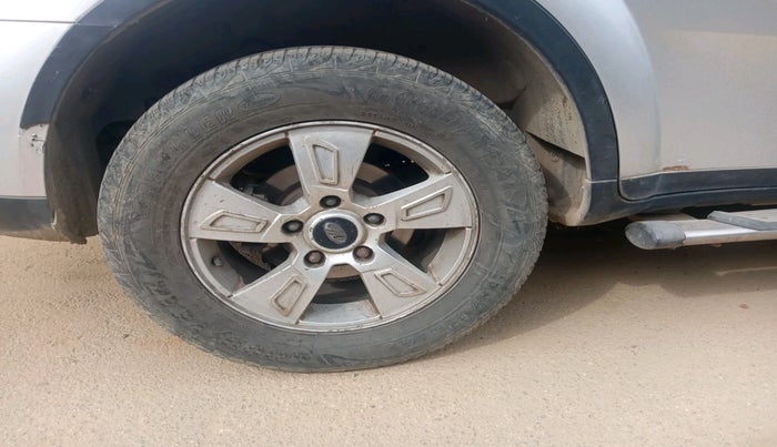 2012 Mahindra XUV500 W4, Diesel, Manual, 1,09,807 km, tyre