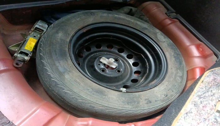 2011 Hyundai i20 ASTA 1.2, Petrol, Manual, 54,716 km, tyre