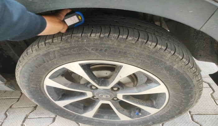 2020 Tata NEXON XZ PLUS PETROL, Petrol, Manual, 96,503 km, tyre