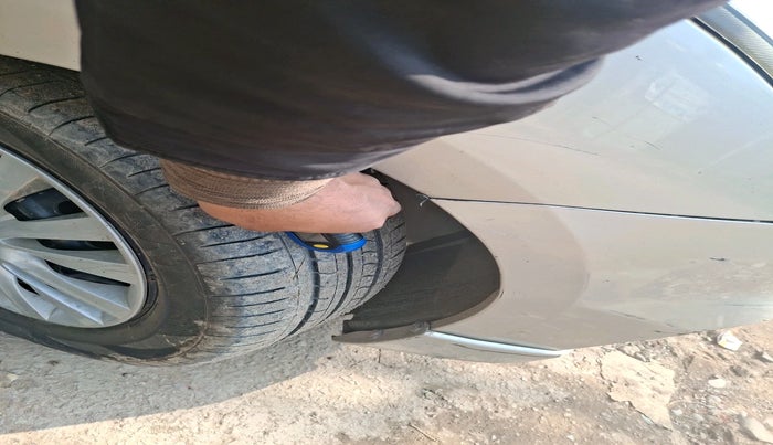 2017 Maruti Ertiga VDI SHVS, Diesel, Manual, 2,30,832 km, tyre