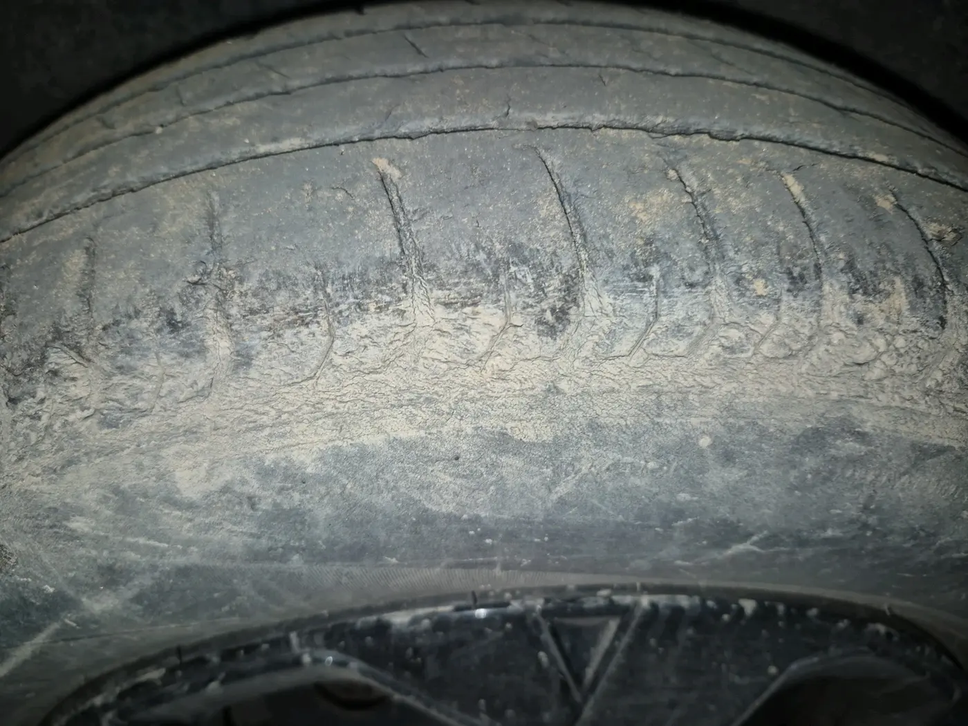 2022 Tata PUNCH ADVENTURE MT, Petrol, Manual, 95,690 km, tyre