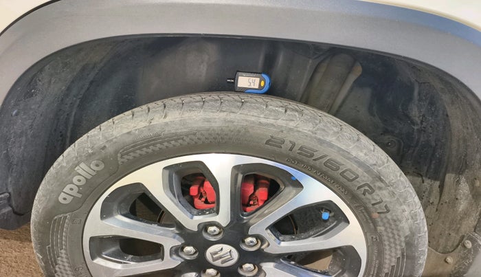 2023 Maruti Grand Vitara DELTA CNG, Petrol, Manual, 39,519 km, tyre