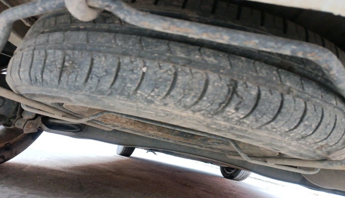 2021 Maruti Ertiga VXI CNG, Petrol, Manual, 79,743 km, tyre