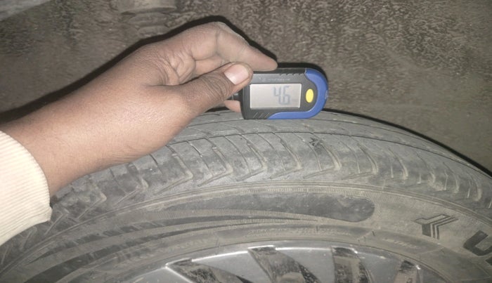 2023 Maruti Alto K10 VXI CNG, Petrol, Manual, 30,305 km, tyre