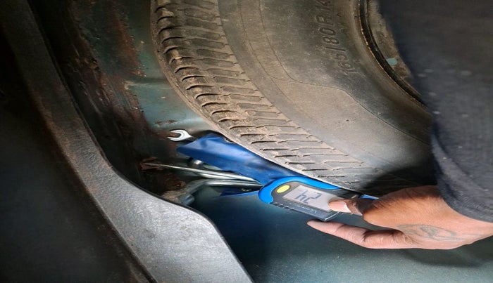 2012 Maruti Swift Dzire VXI, Petrol, Manual, 81,297 km, tyre