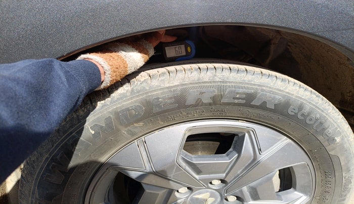 2024 Mahindra XUV 3XO MX3 Pro 1.2 L TCMPFi, Petrol, Manual, 15,317 km, tyre