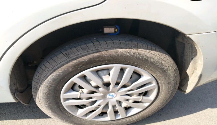 2019 Maruti Dzire LXI, Petrol, Manual, 59,778 km, tyre