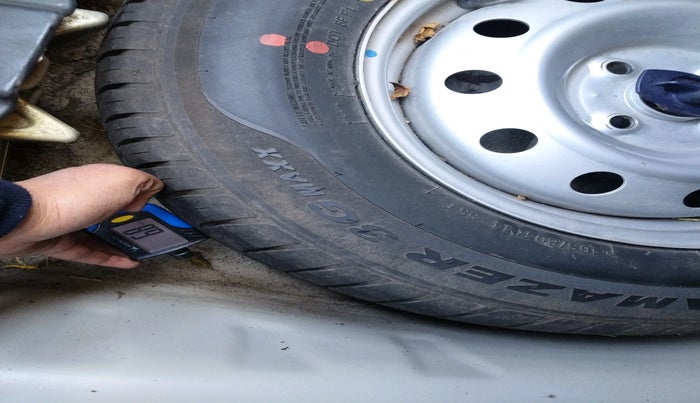 2019 Maruti Dzire LXI, Petrol, Manual, 59,778 km, tyre