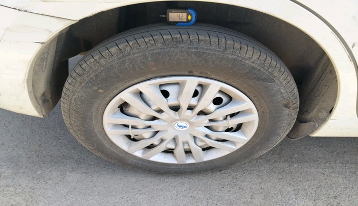 2019 Maruti Dzire LXI, Petrol, Manual, 59,778 km, tyre