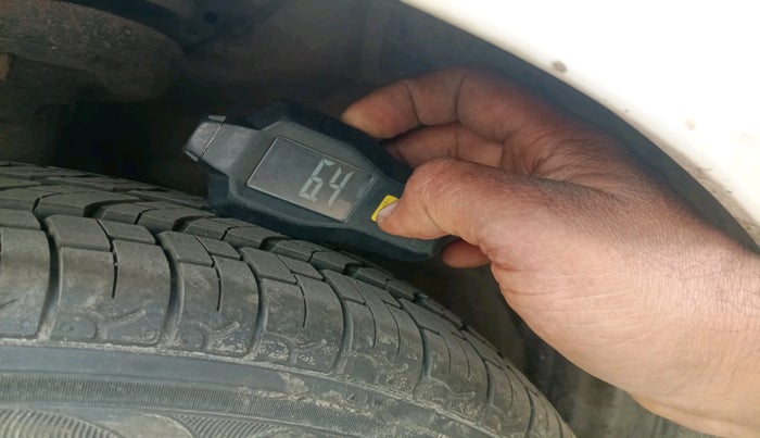 2025 Hyundai GRAND I10 NIOS MAGNA 1.2 KAPPA VTVT, Petrol, Manual, 5,776 km, tyre