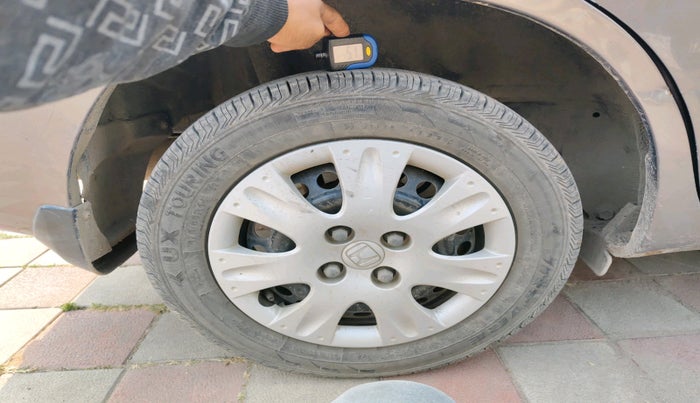 2014 Honda Amaze 1.2L I-VTEC S, Petrol, Manual, 96,756 km, tyre