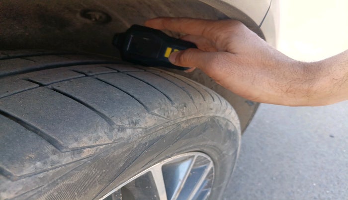 2020 Hyundai Tucson GLS 4WD AT DIESEL, Diesel, Automatic, 1,24,990 km, tyre