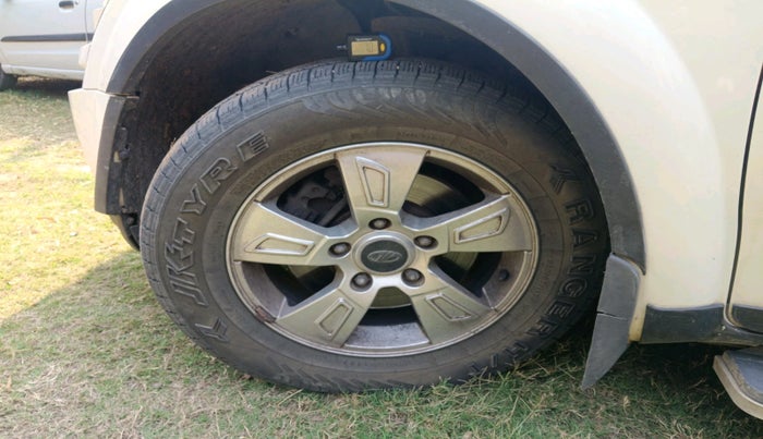 2015 Mahindra XUV500 W8, Diesel, Manual, 46,300 km, tyre