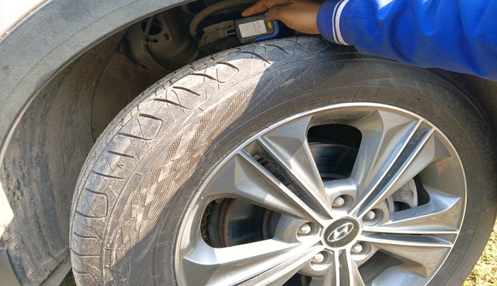 2017 Hyundai Creta SX PLUS AT 1.6 PETROL, Petrol, Automatic, 48,540 km, tyre