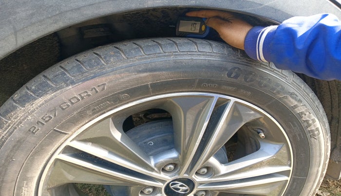 2017 Hyundai Creta SX PLUS AT 1.6 PETROL, Petrol, Automatic, 48,540 km, tyre