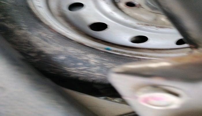 2016 Maruti Wagon R 1.0 LXI CNG, Petrol, Manual, 1,52,358 km, tyre