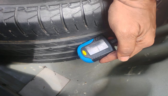 2018 Maruti S Cross ZETA 1.3, Diesel, Manual, 1,66,875 km, tyre