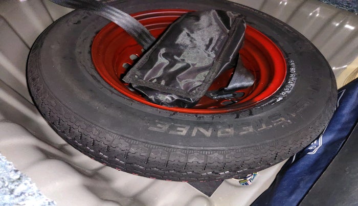 2024 Nissan MAGNITE XE, Petrol, Manual, 1,720 km, tyre