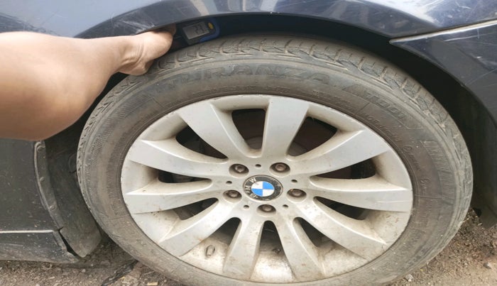 2009 BMW 5 Series 525I, Petrol, Automatic, 76,000 km, tyre