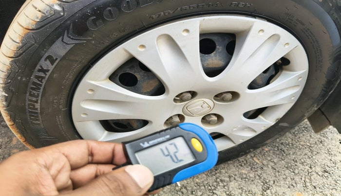 2015 Honda Amaze 1.2L I-VTEC S, Petrol, Manual, 62,638 km, tyre