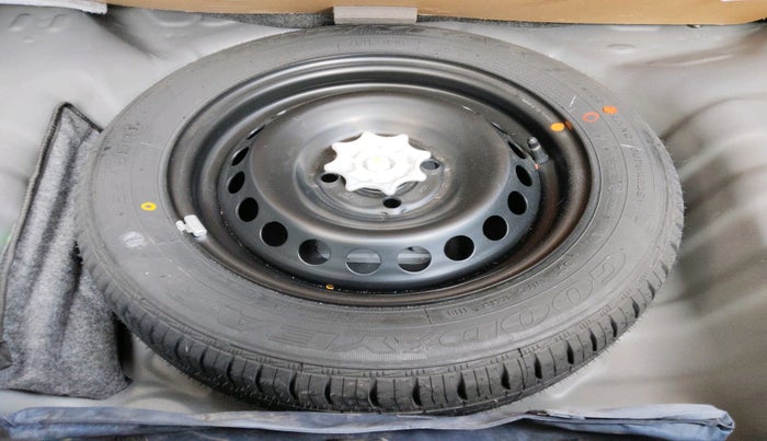 2018 Hyundai Grand i10 ASTA 1.2 KAPPA VTVT, Petrol, Manual, 11,840 km, tyre