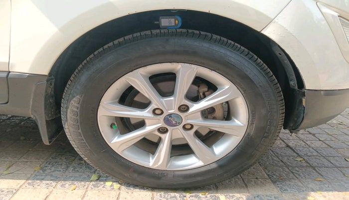 2019 Ford Ecosport TITANIUM 1.5L DIESEL, Diesel, Manual, 2,42,000 km, tyre