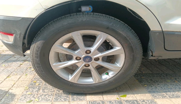 2019 Ford Ecosport TITANIUM 1.5L DIESEL, Diesel, Manual, 2,42,000 km, tyre