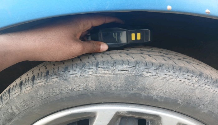 2015 Maruti Alto K10 VXI, Petrol, Manual, 38,624 km, tyre