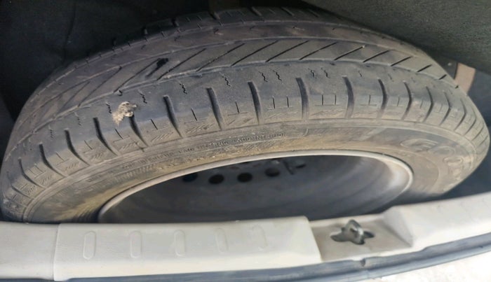 2018 Maruti Celerio VXI, Petrol, Manual, 1,16,992 km, tyre