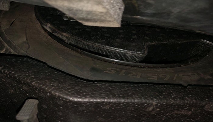 2014 Maruti Ciaz ZXI, Petrol, Manual, 85,679 km, tyre