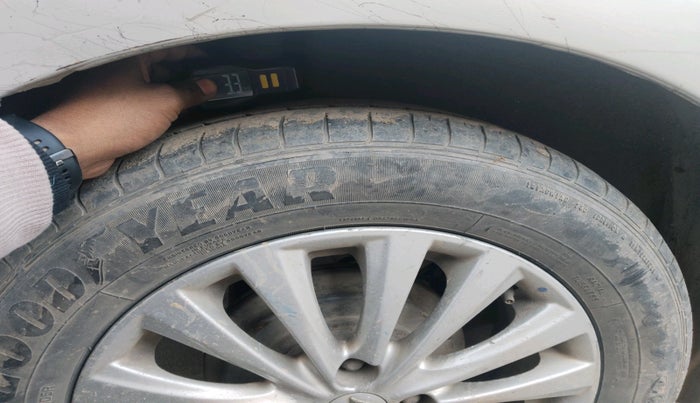 2014 Maruti Ciaz ZXI, Petrol, Manual, 85,679 km, tyre