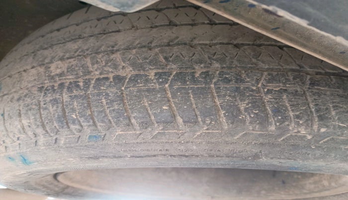 2014 Mahindra XUV500 W6, Diesel, Manual, 86,357 km, tyre