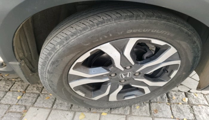 2017 Honda WR-V 1.2L I-VTEC VX MT, Petrol, Manual, 69,253 km, tyre