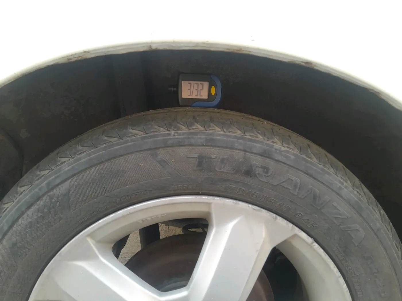 2011 Honda City 1.5L I-VTEC V AT, Petrol, Automatic, 85,000 km, tyre
