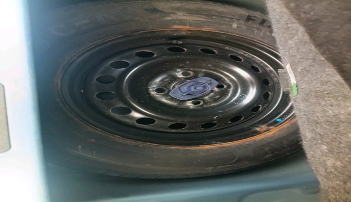 2023 Maruti New Wagon-R VXI 1.0 AMT, Petrol, Automatic, 50,832 km, tyre