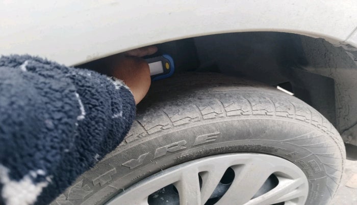 2022 Maruti Swift LXI, Petrol, Manual, 61,801 km, tyre