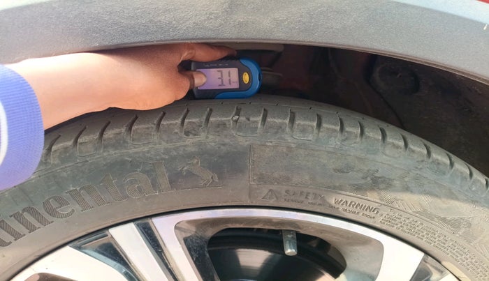 2021 MG ASTOR SHARP 1.5 MT, Petrol, Manual, 50,809 km, tyre