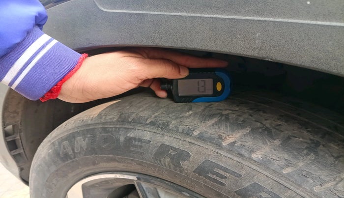 2019 Hyundai VENUE SX 1.0 (O) TURBO, Petrol, Manual, 65,006 km, tyre