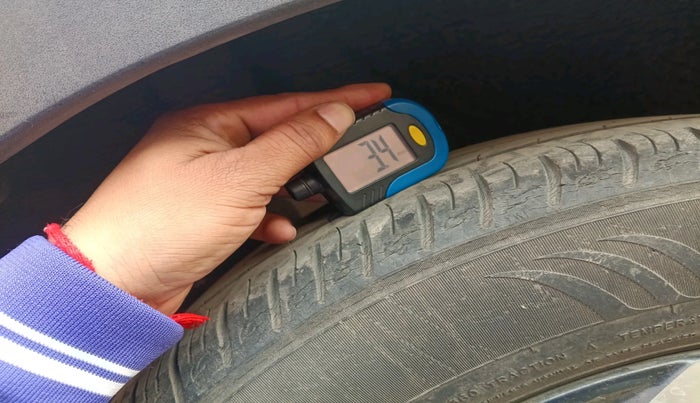 2019 Hyundai VENUE SX 1.0 (O) TURBO, Petrol, Manual, 65,006 km, tyre