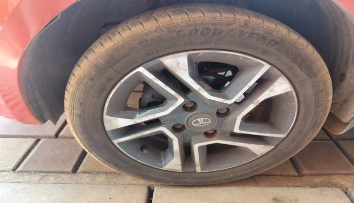 2021 Tata Tiago XZ PLUS PETROL, Petrol, Manual, 36,646 km, tyre