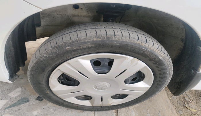 2017 Maruti Wagon R 1.0 VXI AMT, Petrol, Automatic, 42,211 km, tyre