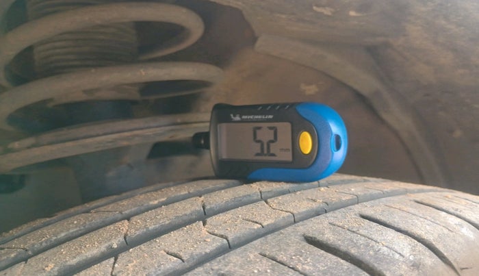 2011 Maruti Ritz VDI, Diesel, Manual, 1,10,322 km, tyre