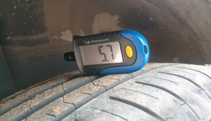 2011 Maruti Ritz VDI, Diesel, Manual, 1,10,322 km, tyre