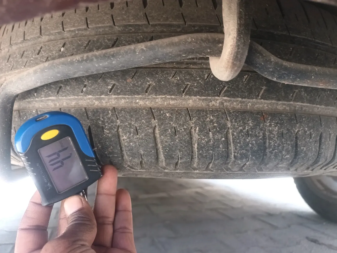 2021 Maruti Ertiga VXI CNG, CNG, Manual, 43,800 km, tyre