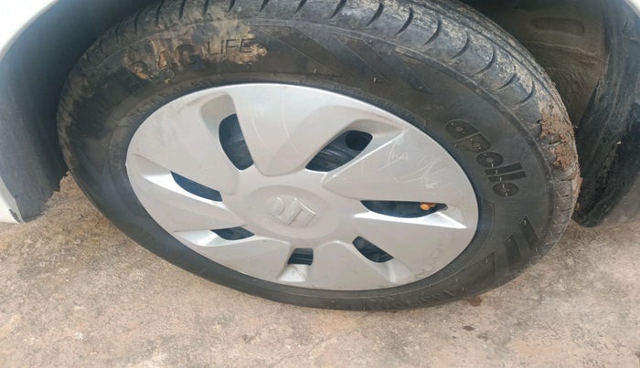 2015 Maruti Celerio VXI AMT, Petrol, Automatic, 73,007 km, tyre