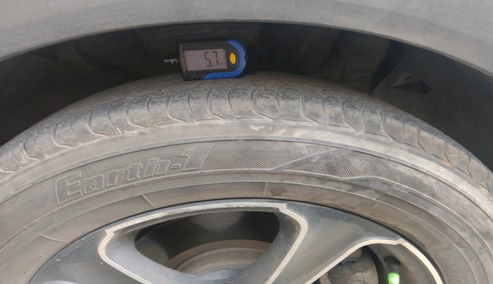 2016 Hyundai Creta SX PLUS 1.6 PETROL, Petrol, Manual, 54,616 km, tyre