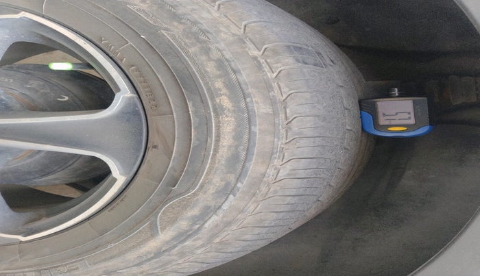 2016 Hyundai Creta SX PLUS 1.6 PETROL, Petrol, Manual, 54,616 km, tyre