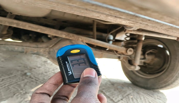 2016 Maruti Eeco 5 STR WITH A/C+HTR, Petrol, Manual, 53,398 km, tyre