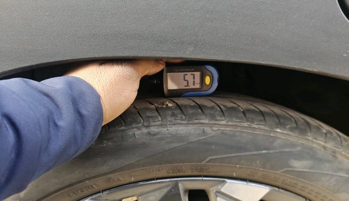 2023 Hyundai EXTER SX (O) CONNECT 1.2 MT DUAL TONE, Petrol, Manual, 19,033 km, tyre