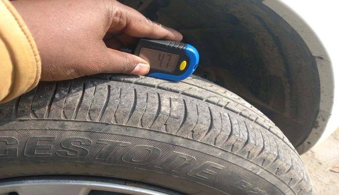 2017 Maruti Swift VDI (O), Diesel, Manual, 79,584 km, tyre